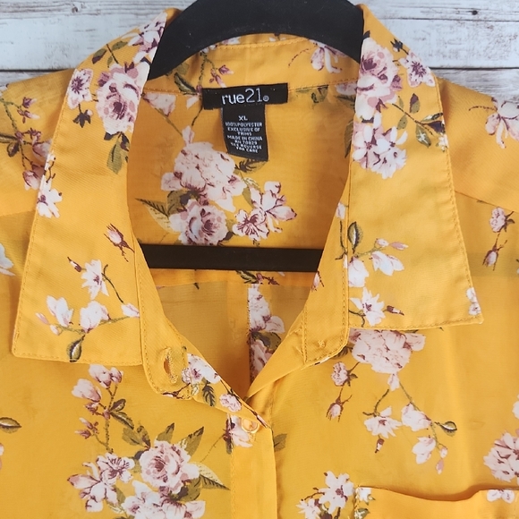 Rue21 Yellow Floral Tunic Top - Picture 2 of 6